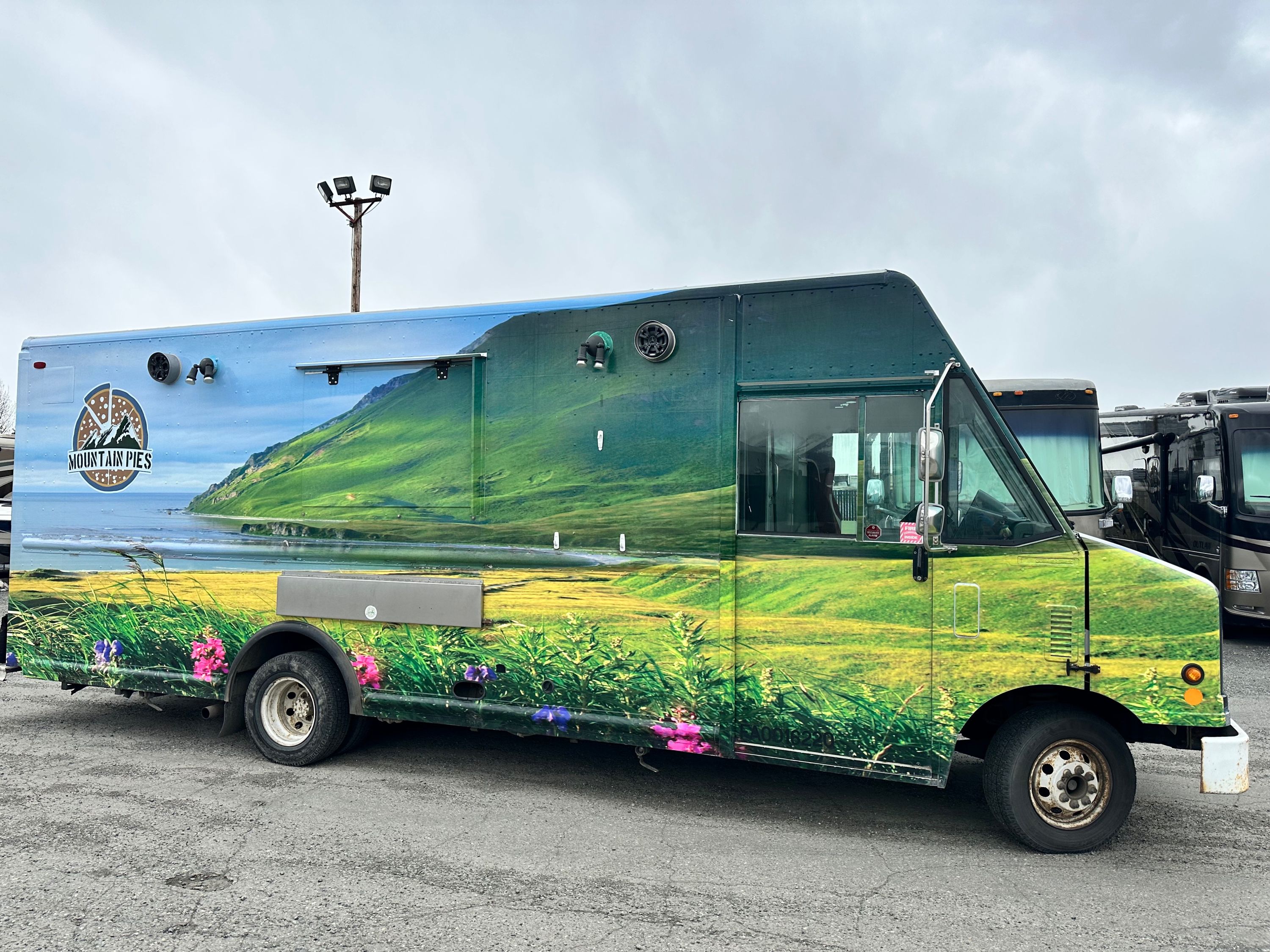 2007 Ford E450 Food Truck, 186K Miles, Equipped
