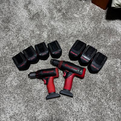 Snap-on Drills with 7 Batteries, no charger