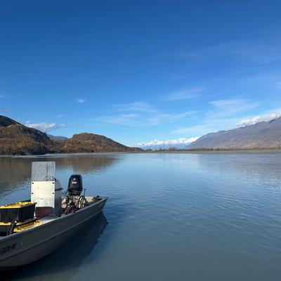2072 sea ark 140 hp jet and 8 hp kicker