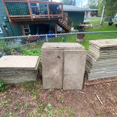 50 - 2‘ x 4‘ insulated roofing pavers